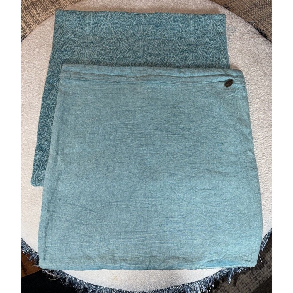 Pier 1 Imports Teal Textured Pillow Covers 20” x 20” Zipper Set Of 2 - Picture 4 of 8